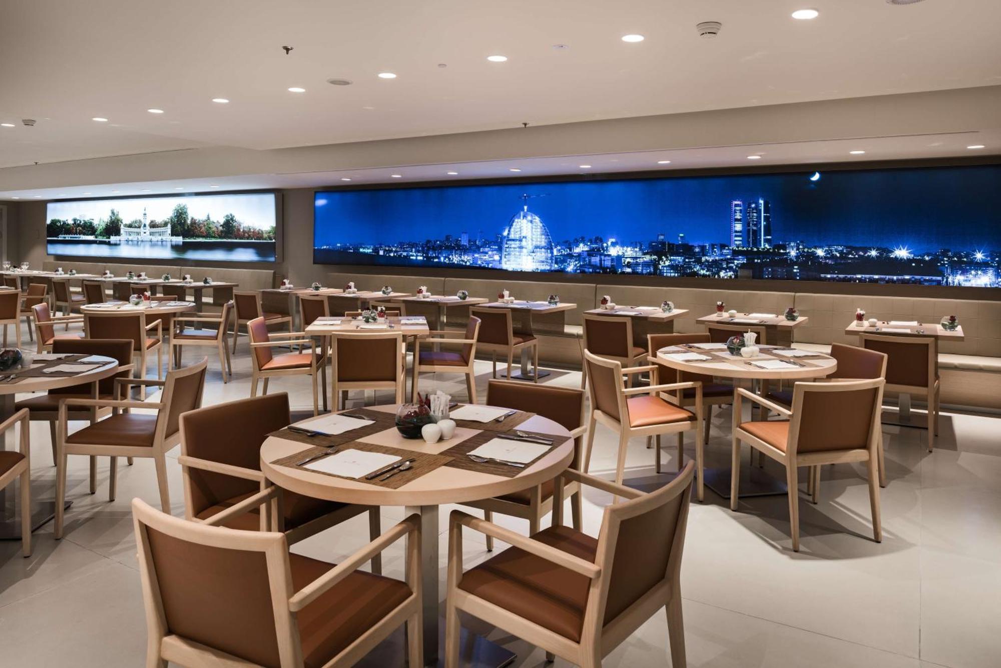 Nh Collection Madrid Eurobuilding Hotel Bagian luar foto
