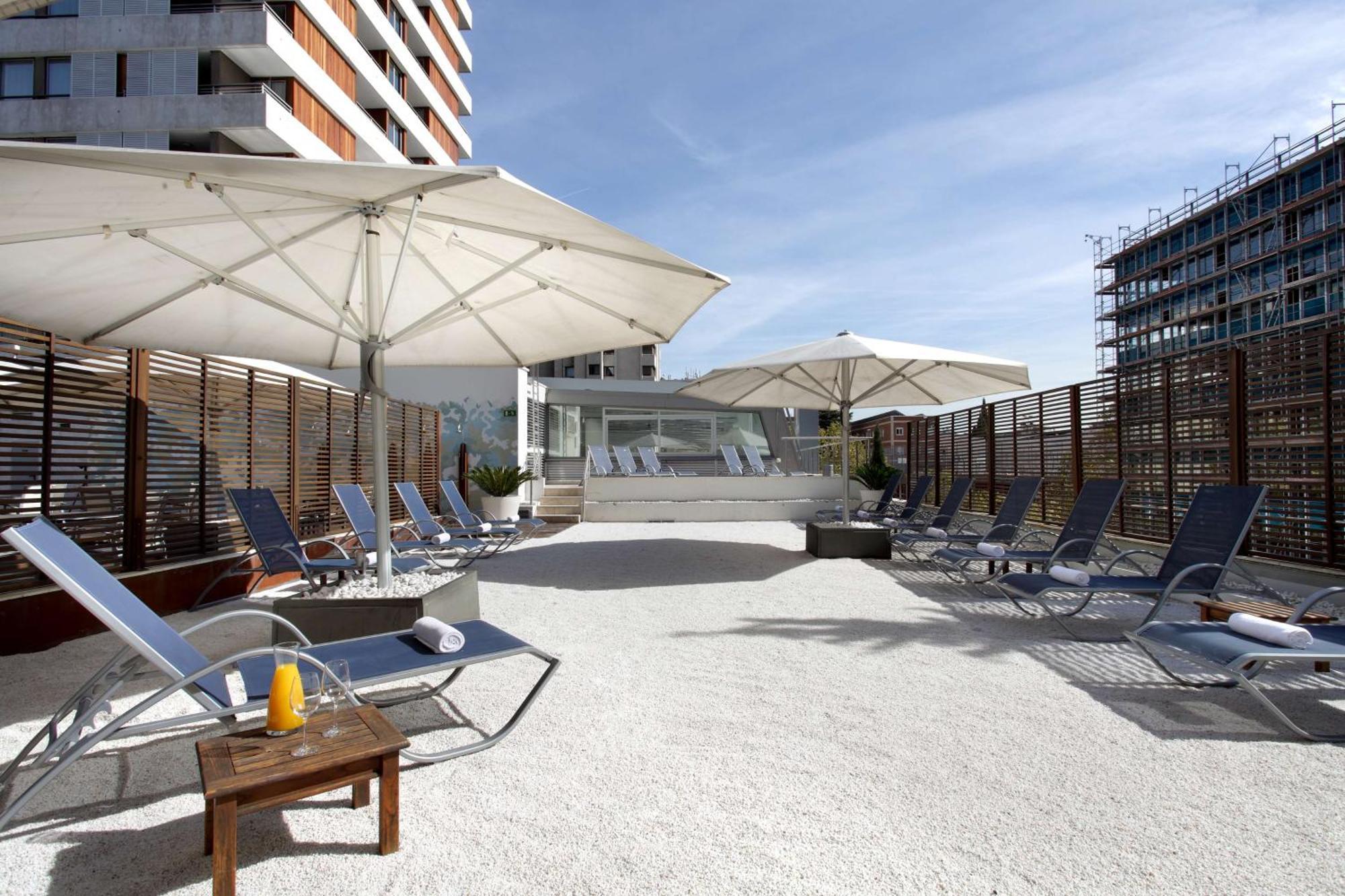 Nh Collection Madrid Eurobuilding Hotel Bagian luar foto