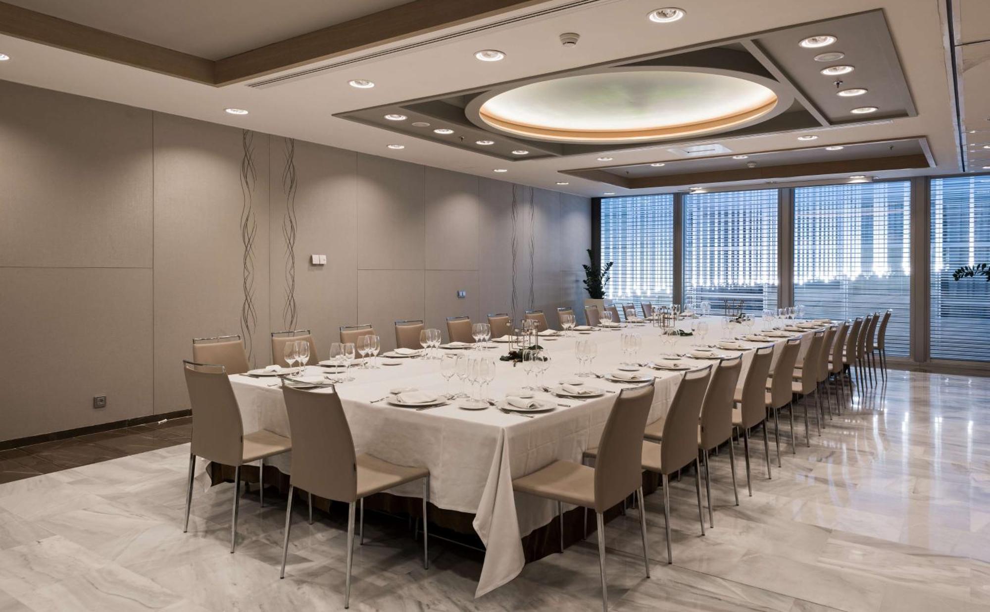 Nh Collection Madrid Eurobuilding Hotel Bagian luar foto
