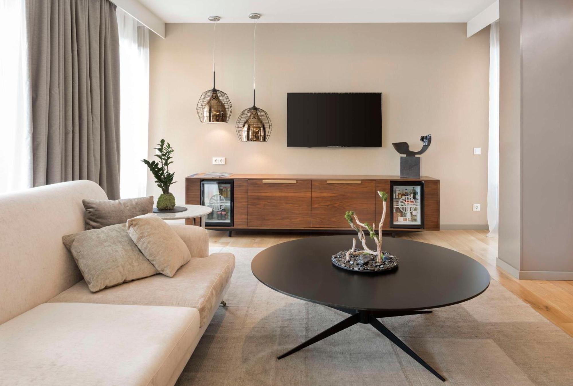Nh Collection Madrid Eurobuilding Hotel Bagian luar foto