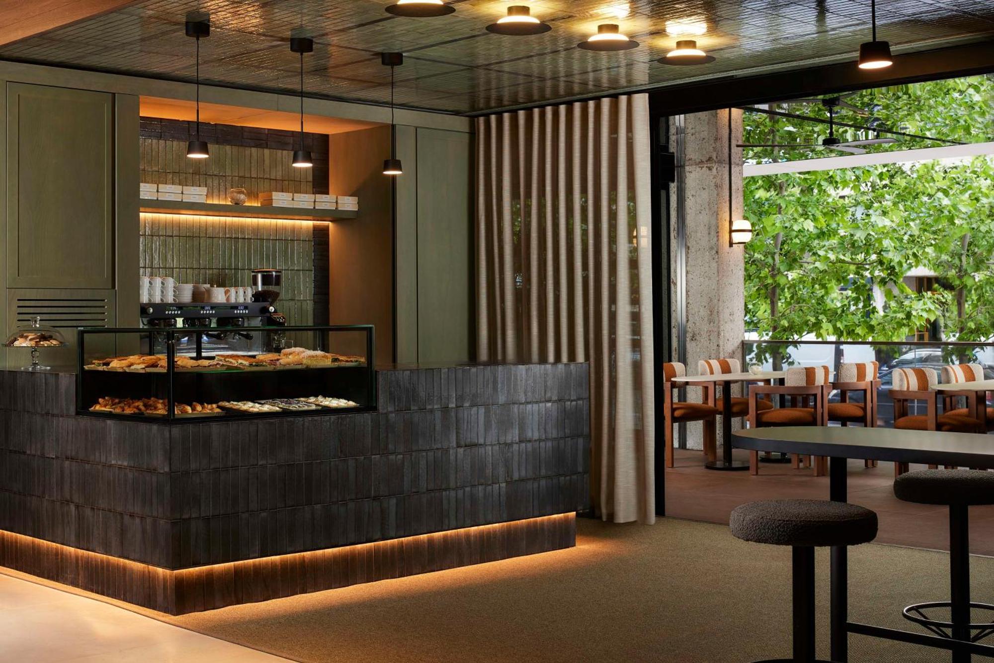 Nh Collection Madrid Eurobuilding Hotel Bagian luar foto